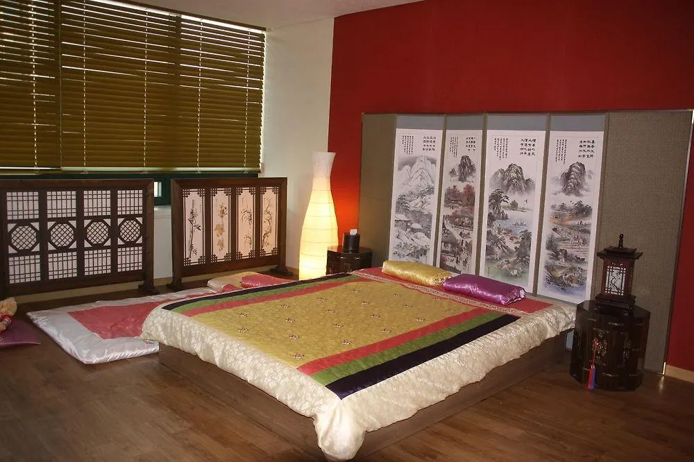 Seoul Sweet Theme Guest House 2*,